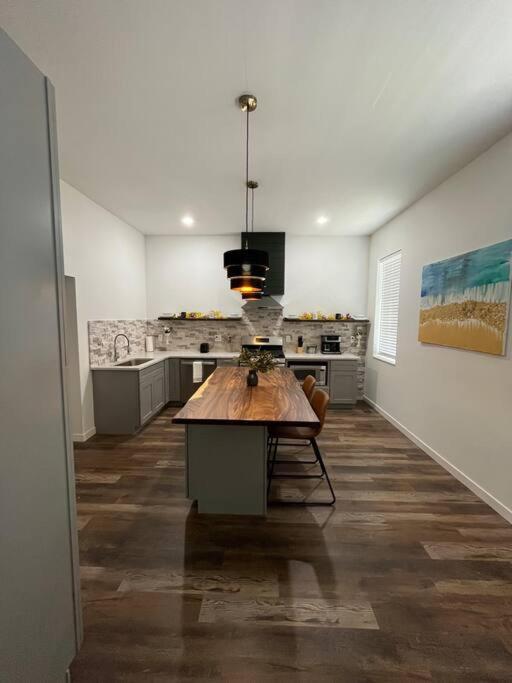Luxury 2Br Within Walking Distance To Nightlife!! Covington Exterior foto